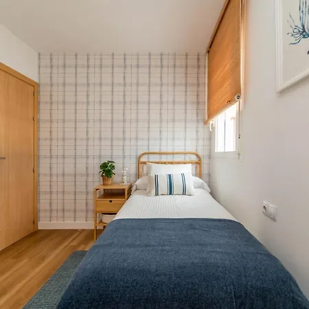 Apartament Atico Cholas By The